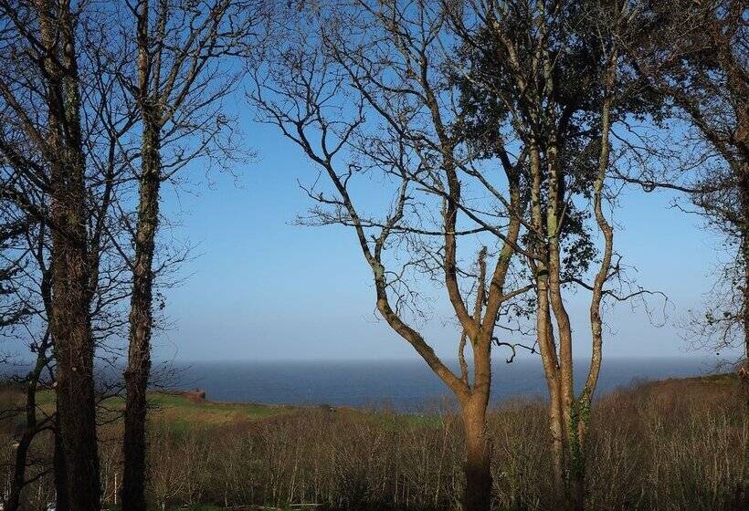 استراحتگاه Watermouth Lodges