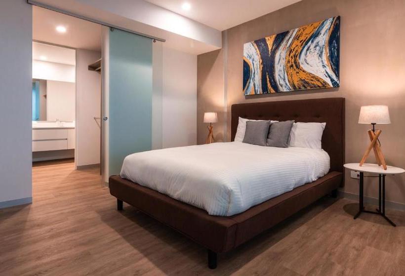 Bee Suites Curridabat