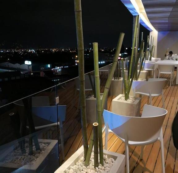 Bee Suites Curridabat