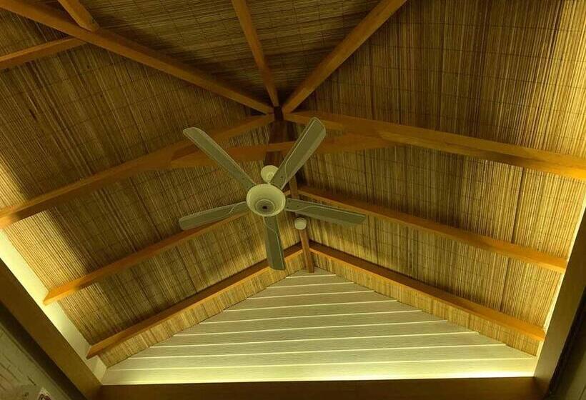 White Sands Beach Resort Lembeh