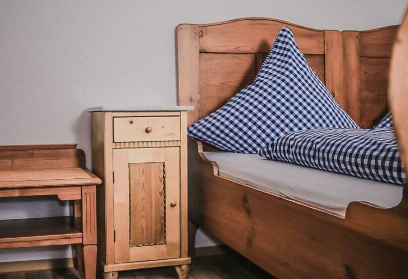 호스텔 Gasthof Kornbachtal