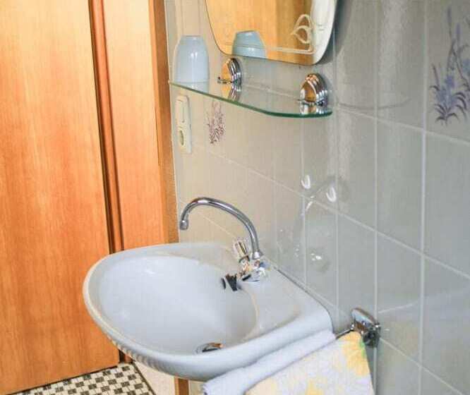 호스텔 Gasthof Kornbachtal