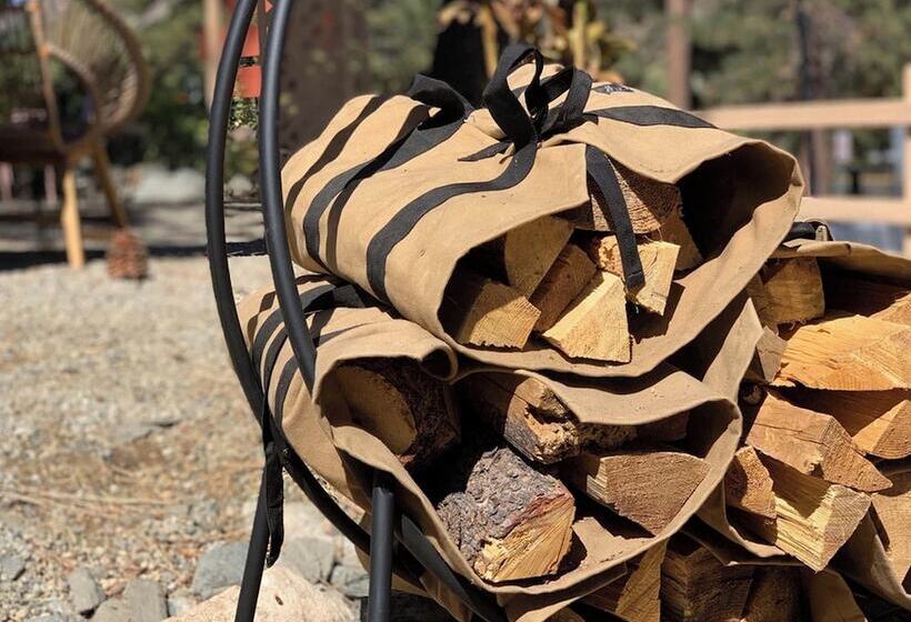 호스텔 Grand Pine Cabins