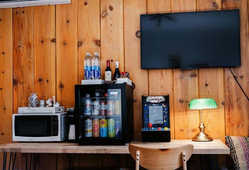 호스텔 Grand Pine Cabins