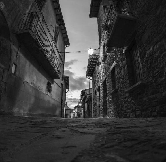 Albergue Restaurante De Artieda