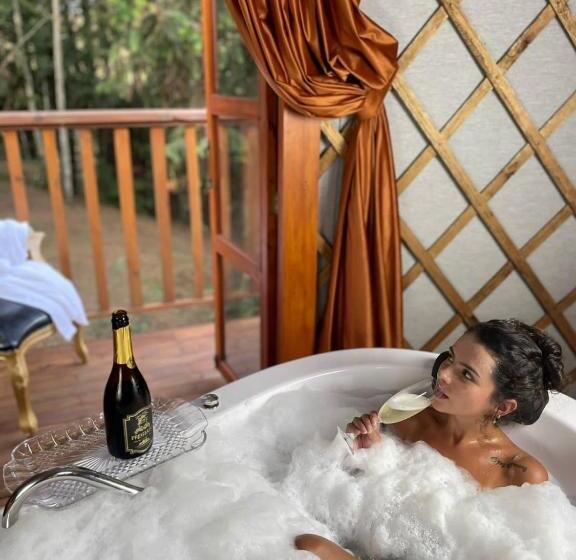 Общежитие Solar Do Oriente   Yurt Ecovillage