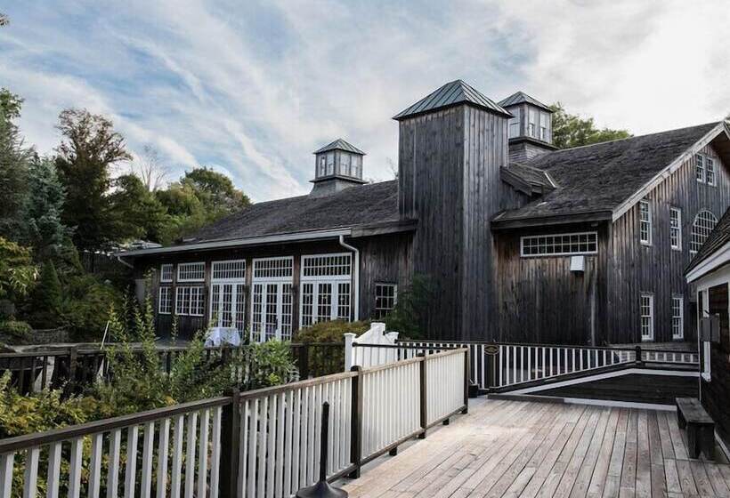 Общежитие The Red Lion Inn