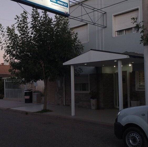 Bardas Hotel Cinco Saltos