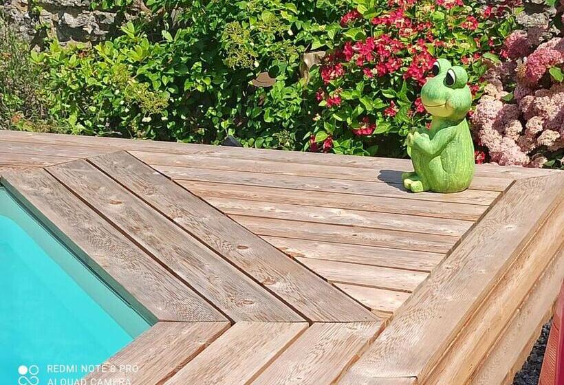 צימר Au Crapaud Charmant