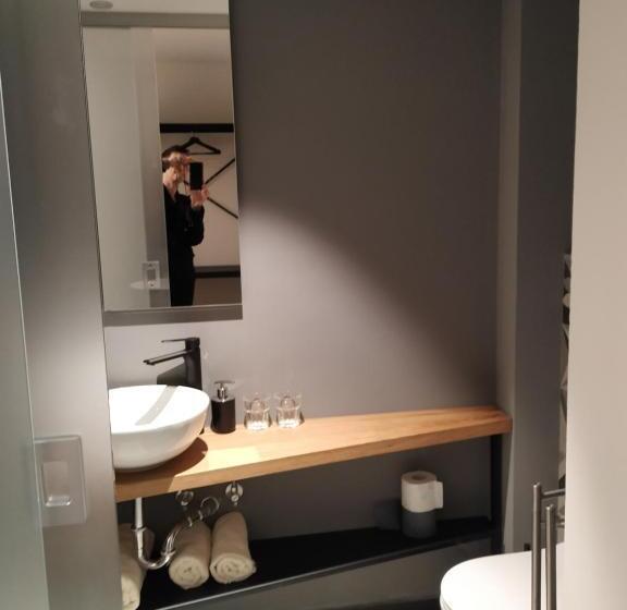 تختخواب و صبحانه B & W Križ