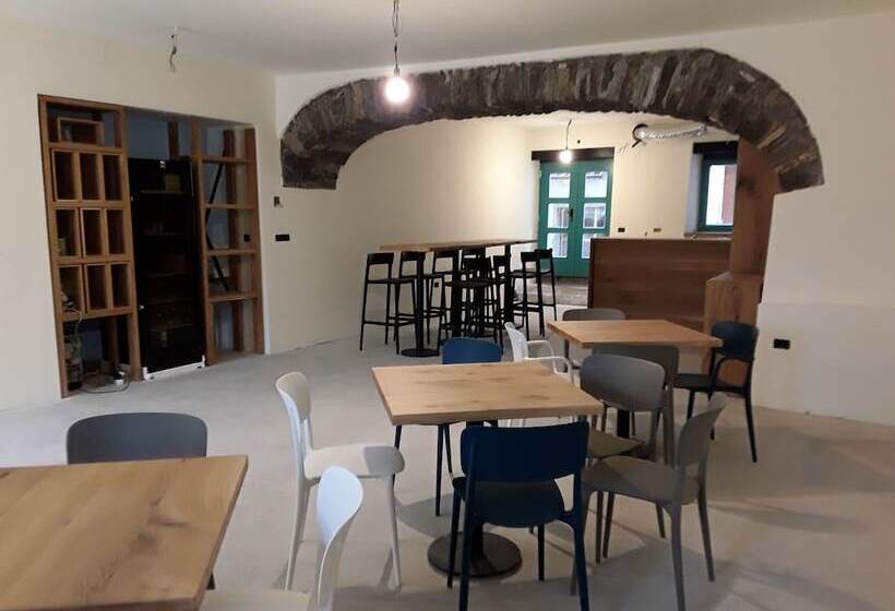 تختخواب و صبحانه B & W Križ