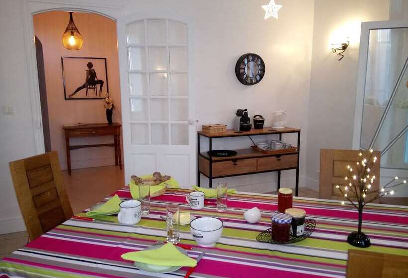 مبيت وإفطار Chambres D'hôtes Toulaho