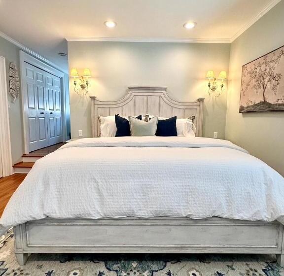 Bed and Breakfast The Holly And Ivy Inn