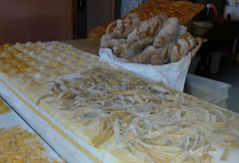 Bed & Breakfast 1906