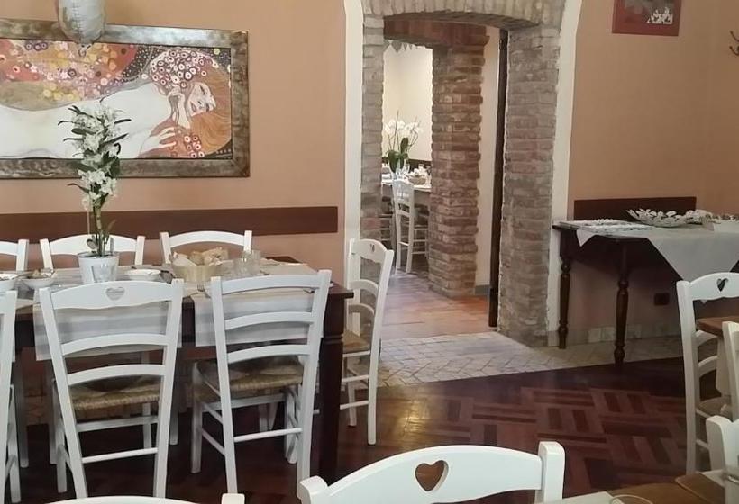 Bed & Breakfast 1906