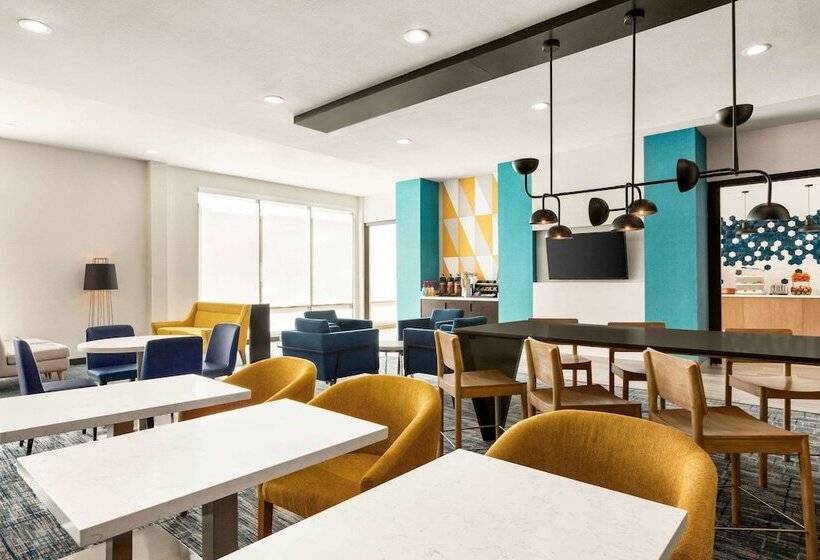 호텔 La Quinta By Wyndham Richmond Sugarland