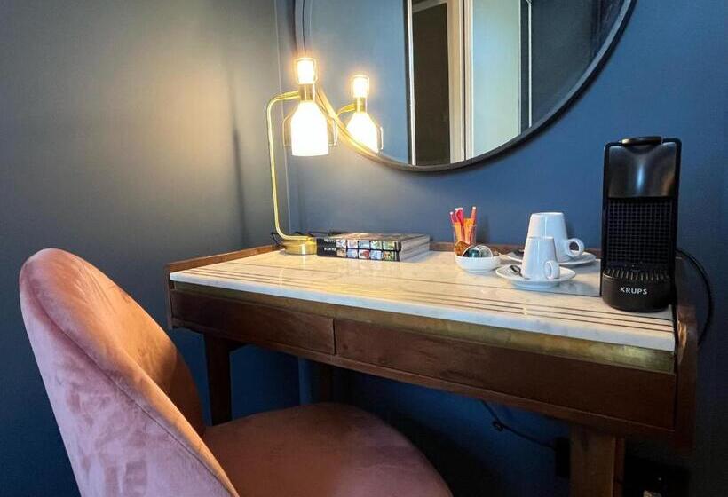 هتل Ostan Hôtel Boutique