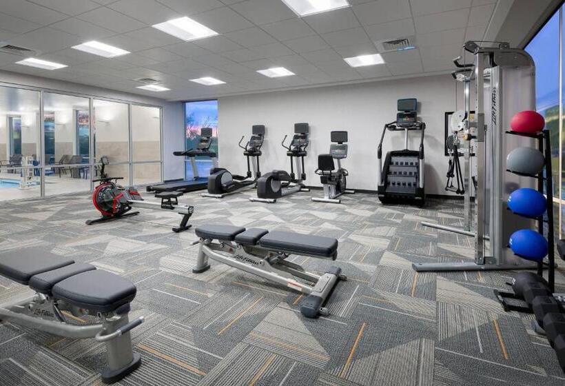 فندق Springhill Suites By Marriott Indianapolis Westfield