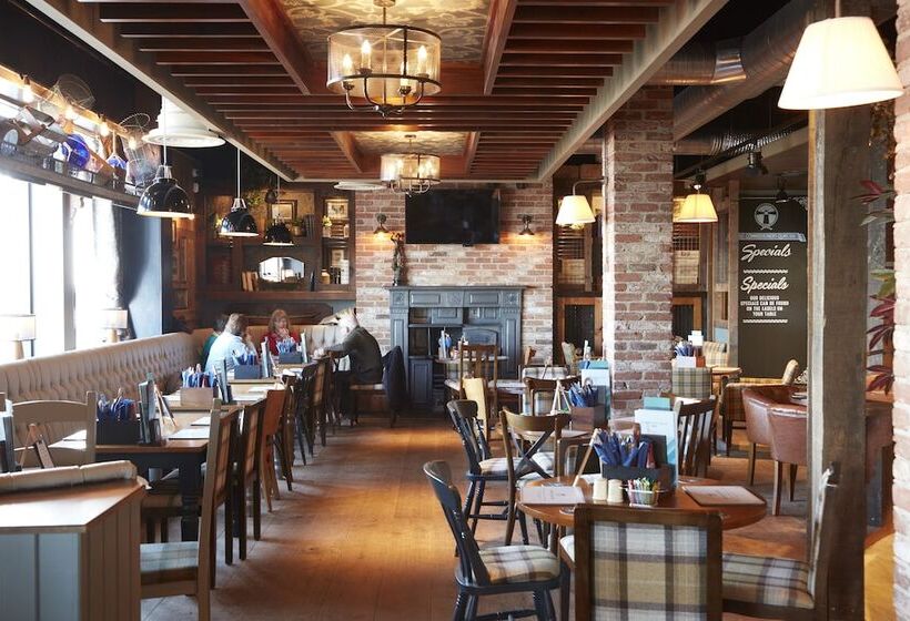 فندق The Commissioners Quay Inn   The Inn Collection Group