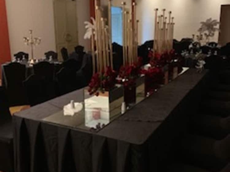 בית מלון כפרי The Monarch