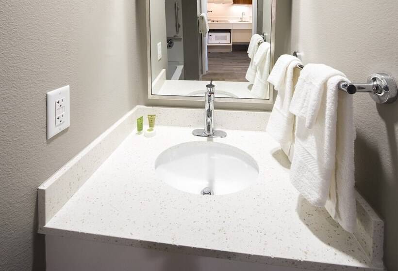 فندق Uptown Suites Extended Stay Tampa Fl   Riverview