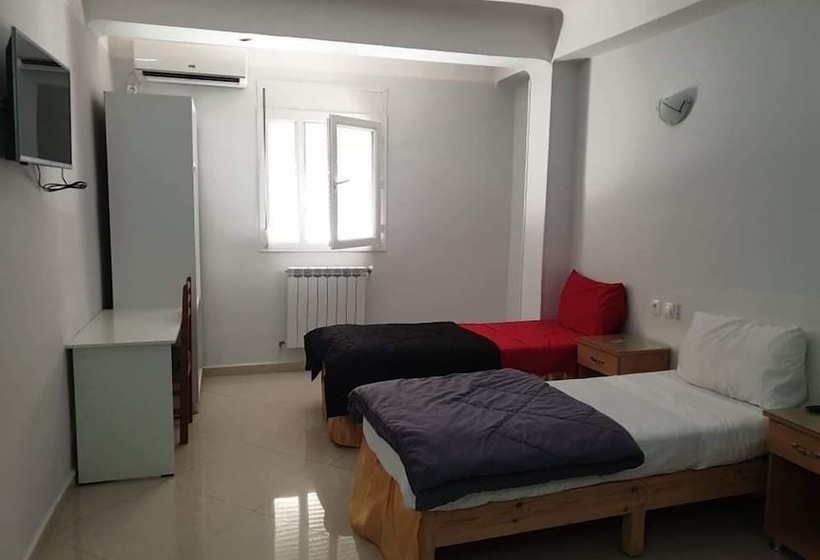 هتل Vallée Des Jardins