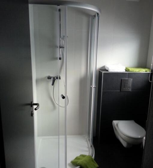 مُتل Raceland Krško