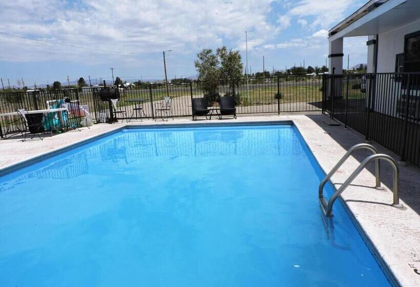 모텔 Riata Inn   Presidio