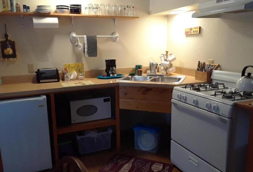 بنسيون Alaska's Northland Inn