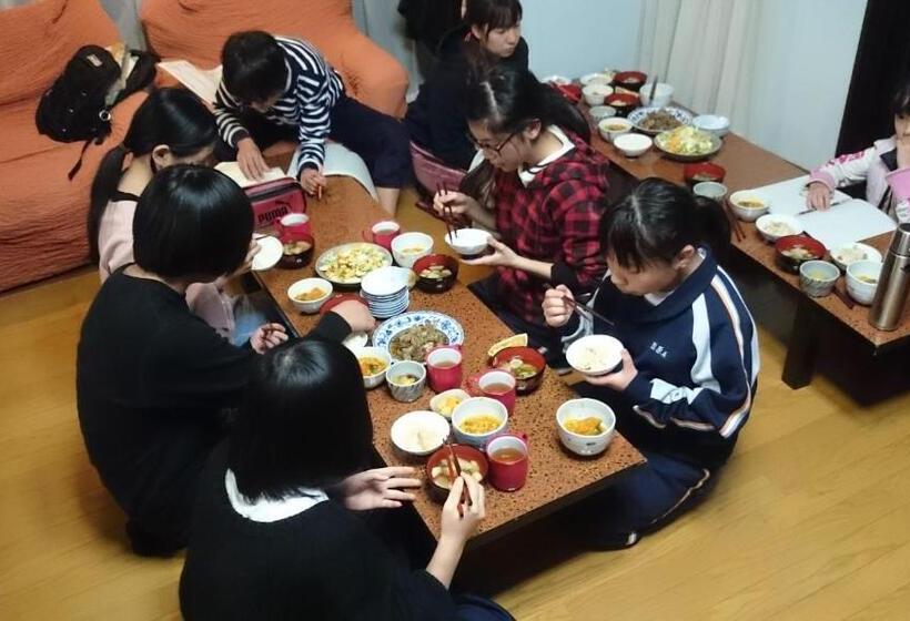 Пансион Guest House Minna No Ie