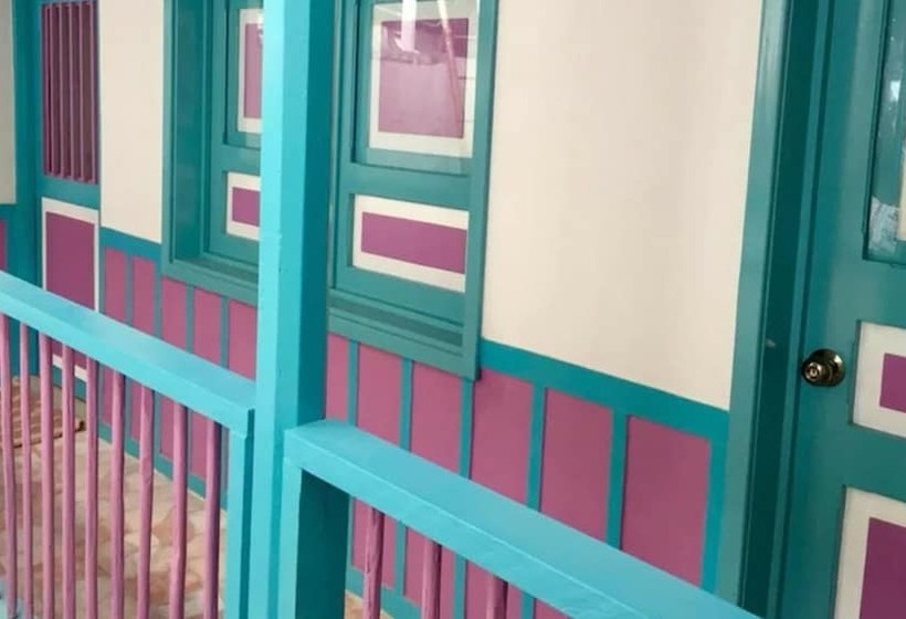 פנסיון Hostal Don Julio