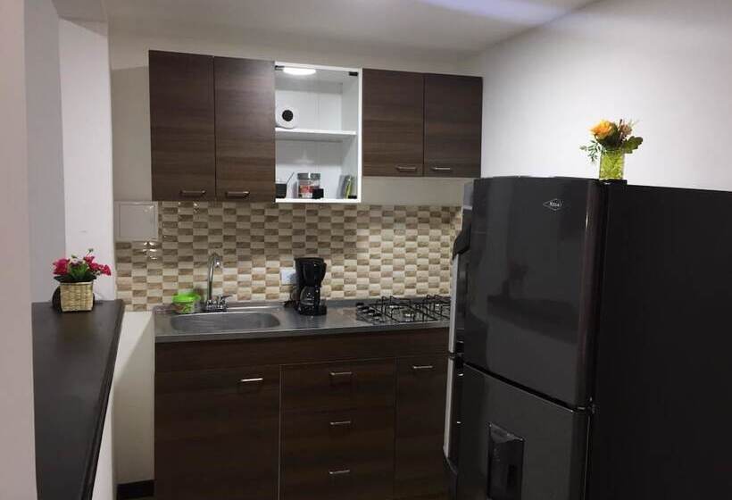 פנסיון Hostal Don Julio