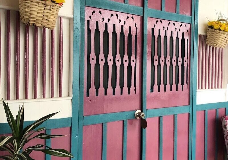 פנסיון Hostal Don Julio