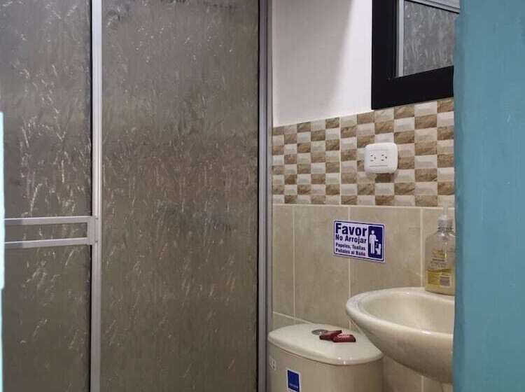 פנסיון Hostal Don Julio