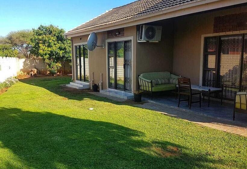 Пансион Legae Larona