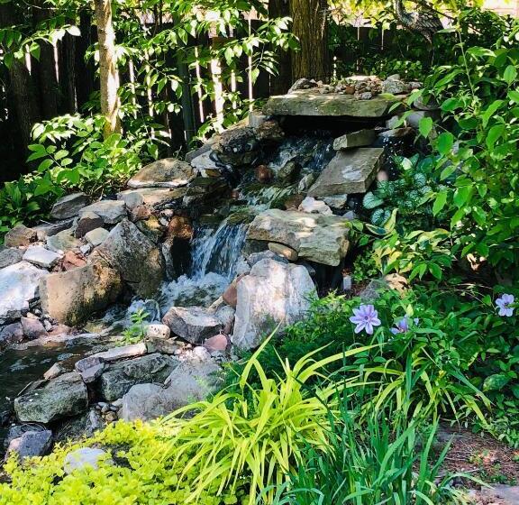 Riverside Gables Bed And Breakfast