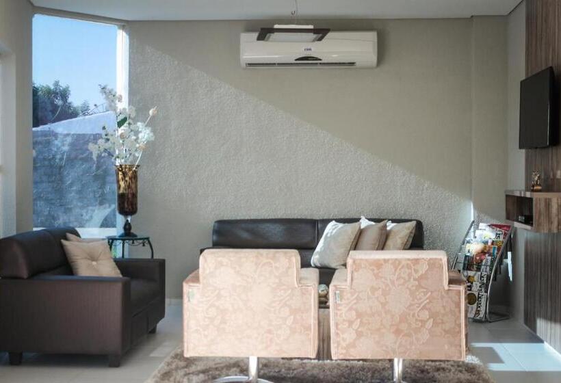 ユースホステル Ello