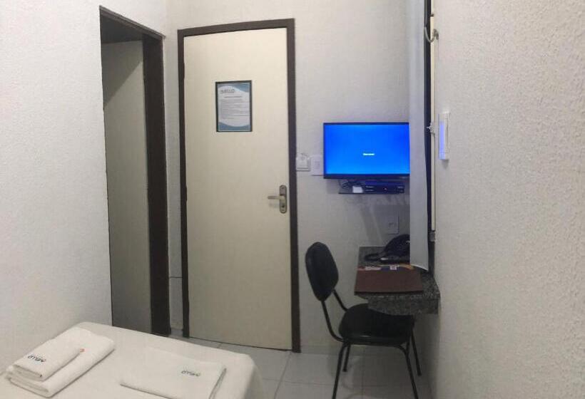 ユースホステル Ello