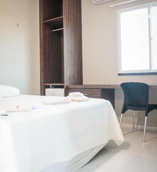 ユースホステル Ello