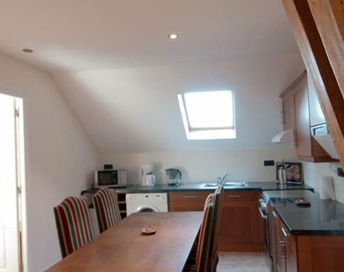 مبيت وإفطار Château De Lastours