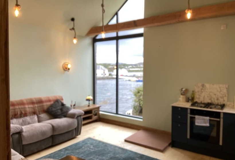 Bed and Breakfast Hillside