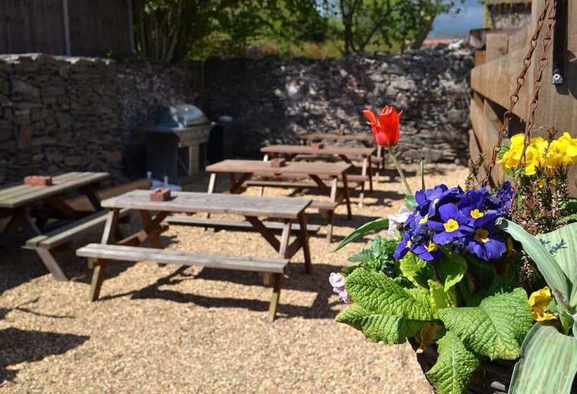 مبيت وإفطار The Barn Courtyard