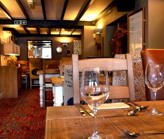 مبيت وإفطار The Barn Courtyard