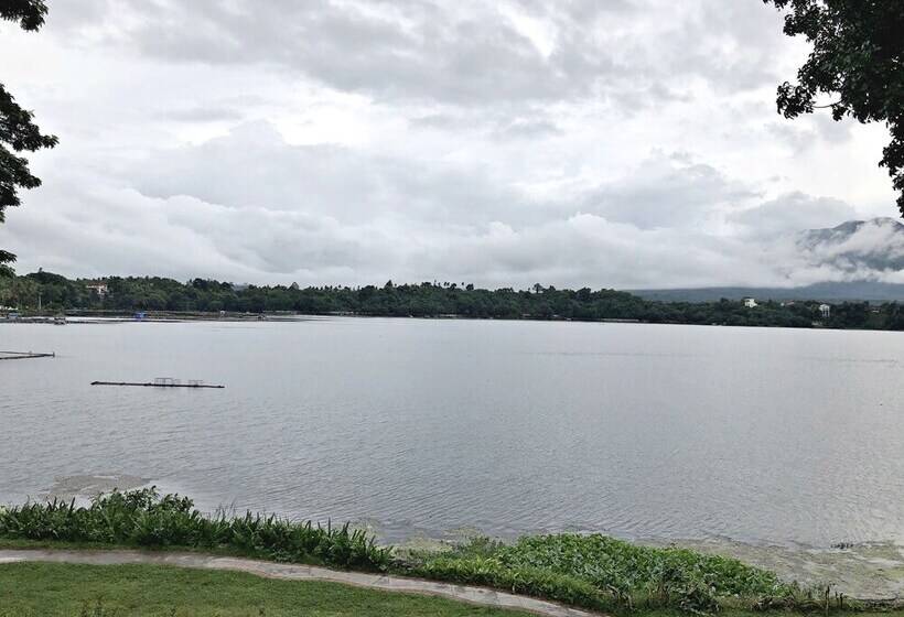 호텔 Ang Tahanan Ni Aling Meding