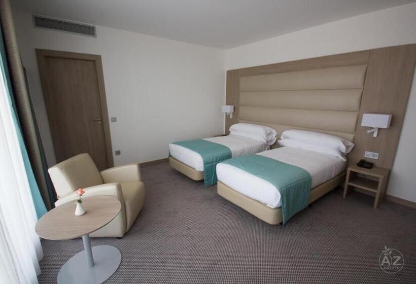 هتل Az Hôtels Zephyr