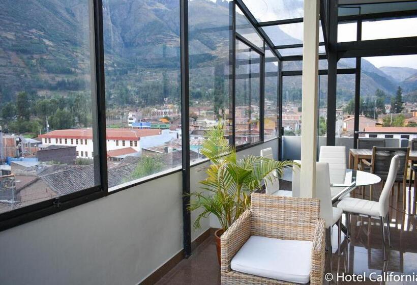 هتل California Calca