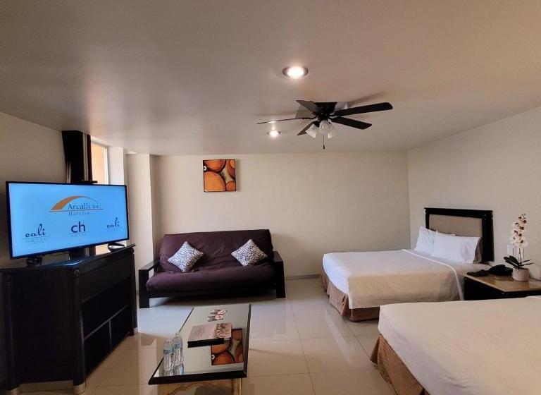 בית מלון כפרי Ch