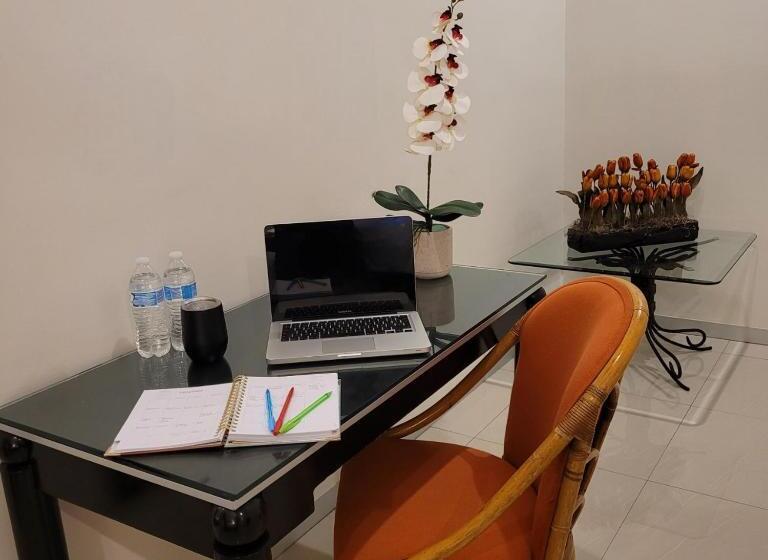 בית מלון כפרי Ch