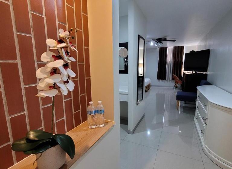 בית מלון כפרי Ch