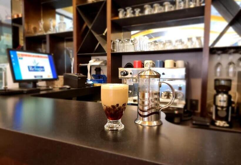 בית מלון כפרי Ch